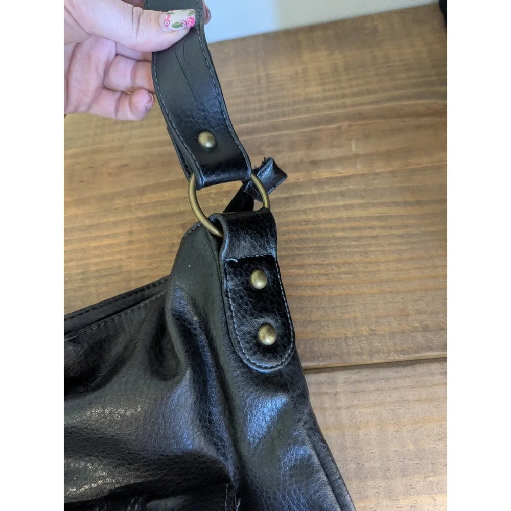 Vintage Black Faux Leather Shoulder Bag Purse with Buckled Pockets‎ Trendy